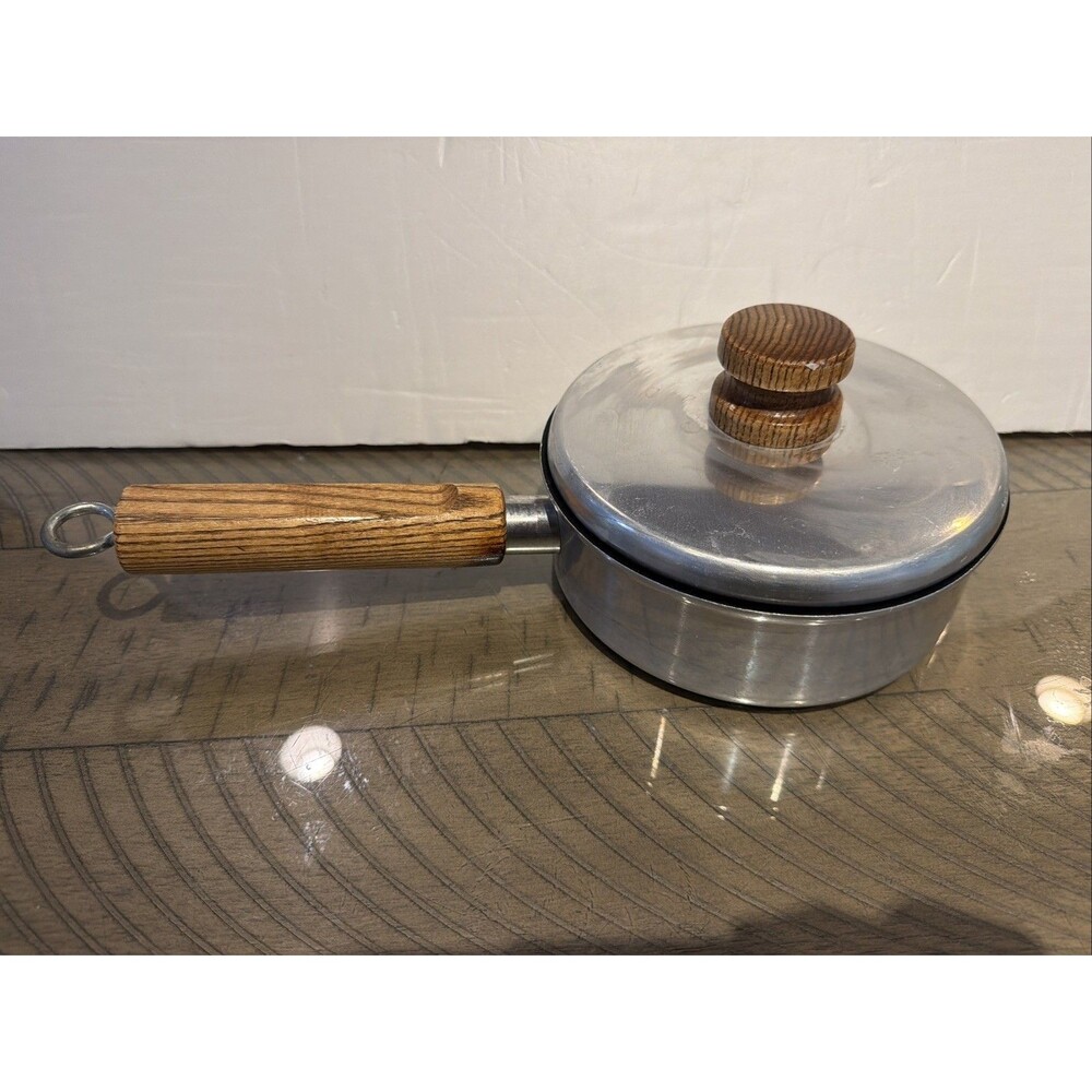 Wear Ever 1 Quart Sauce Pan Cookware